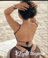 MWALIMU WAO( NAFANYA VIDEO CALL KUTUMIA DILDO NINAUZOEFU WA KUFIRANA)