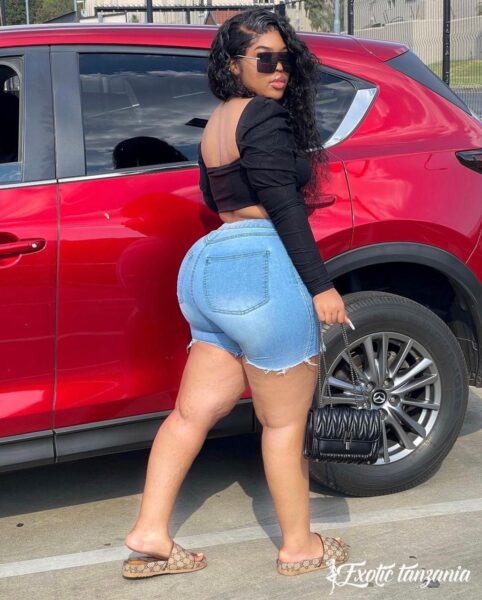 Sasha Queen-starehe Yako Ya Kipekee✨ — 3