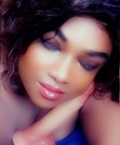 le toya{shemale}