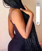 Dee cute