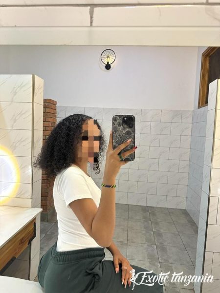 Queen Kipenzi — 1