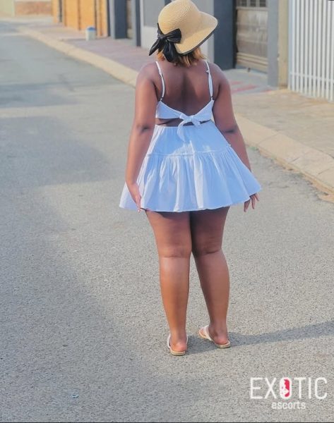 Latiffah, escort in Magomeni, Tanzania