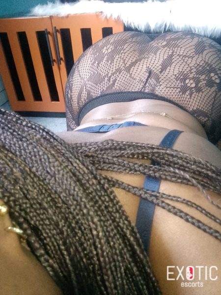 Sharon, escort in Arusha Town, Tanzania (photo 2)
