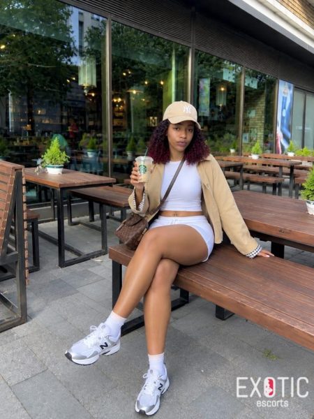 Abuu dalali, escort in Dar es salaam Town, Tanzania