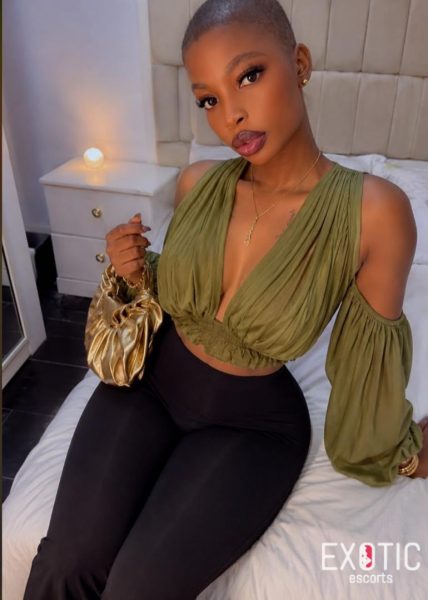Abuu dalali, escort in Dar es salaam Town, Tanzania (photo 8)