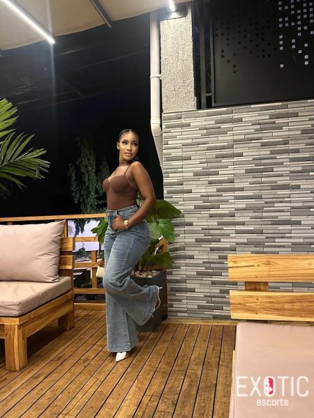 Abuu dalali, escort in Dar es salaam Town, Tanzania (photo 9)