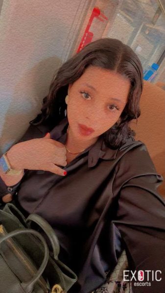 Husna kipenzi, escort in Kimara, Tanzania (photo 2)