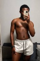 Jacob Exotic Saga Boy Tz Mkali Wa Massage Natumia Mashine Ya Massage