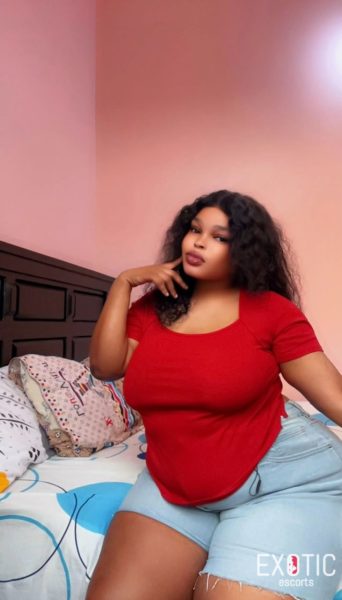 Aminah, escort in Morogoro Town, Tanzania (photo 2)