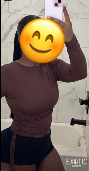 Monah, escort in Masaki, Tanzania (photo 2)