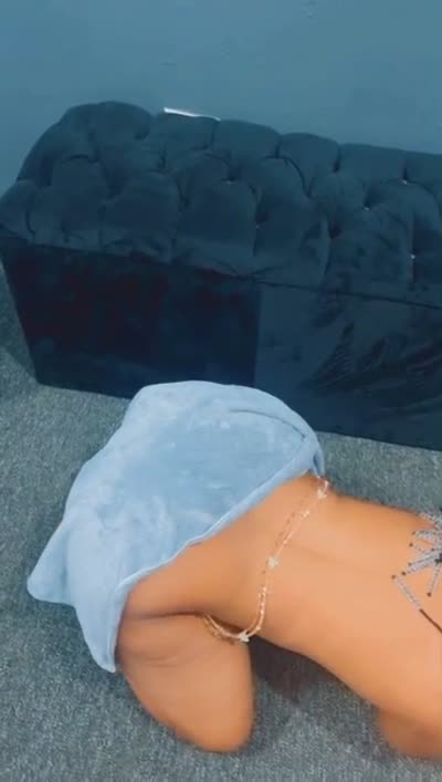 Rushaina - Video