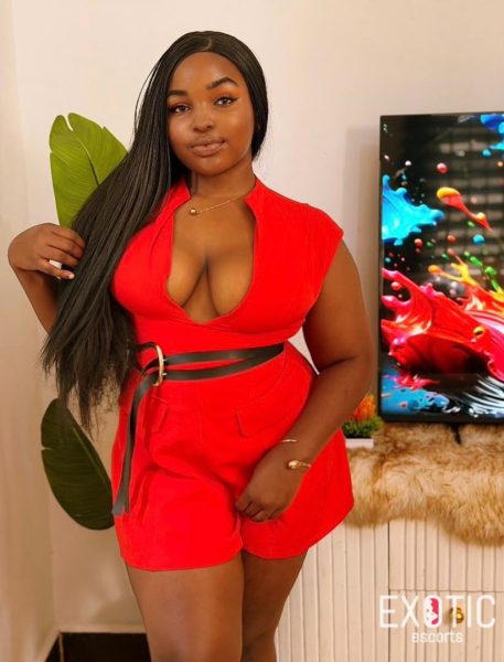 Priscy, escort in Kahama, Tanzania (photo 3)