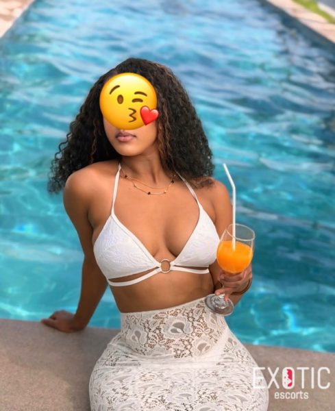 Reina, escort in Masaki, Tanzania (photo 3)