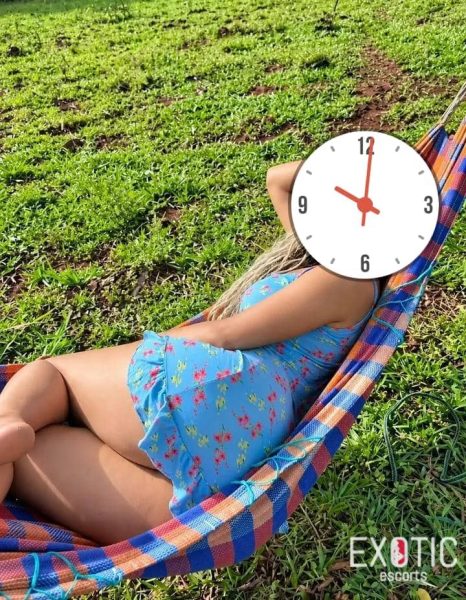 Sandra, escort in Makumbusho, Tanzania