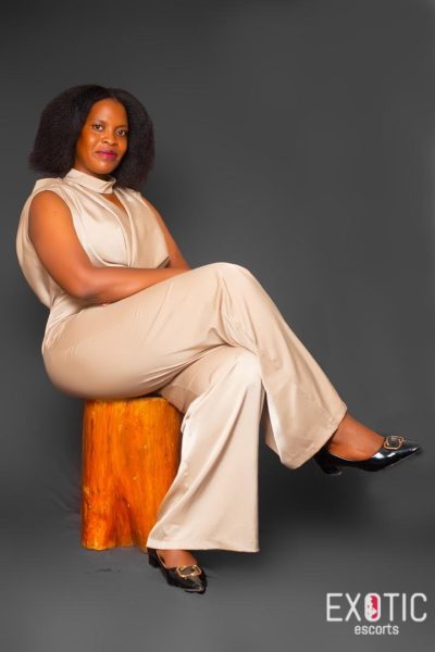 Annie, escort in Mwanza Town, Tanzania (photo 4)