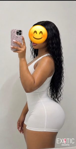 Emily, escort in Ilemba, Tanzania
